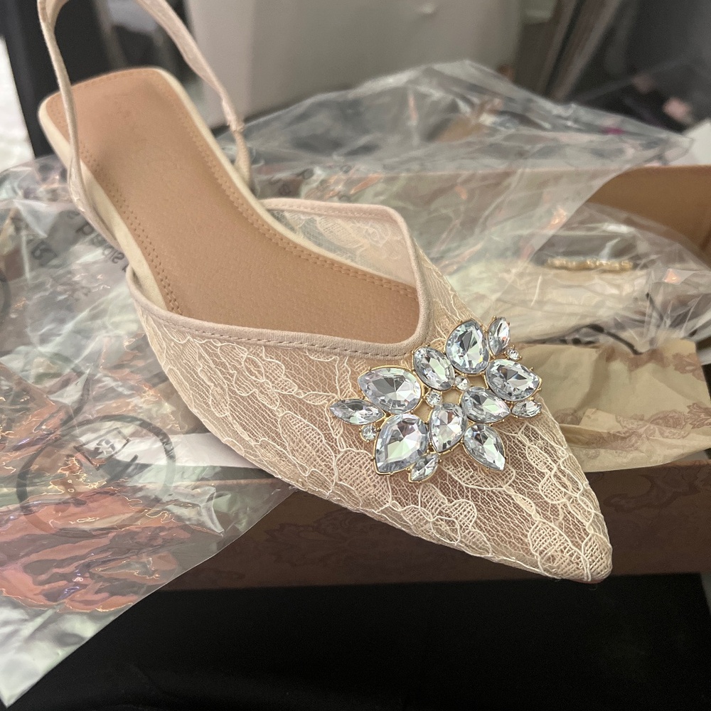 Woman flats